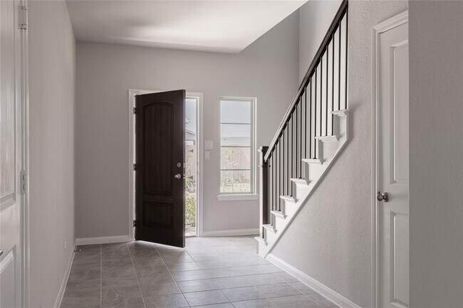 Foto del edificio - 31138 Mahogany Fir Trl