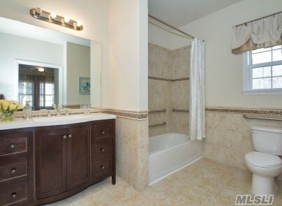 Foto del edificio - 3025 Sunrise Hwy