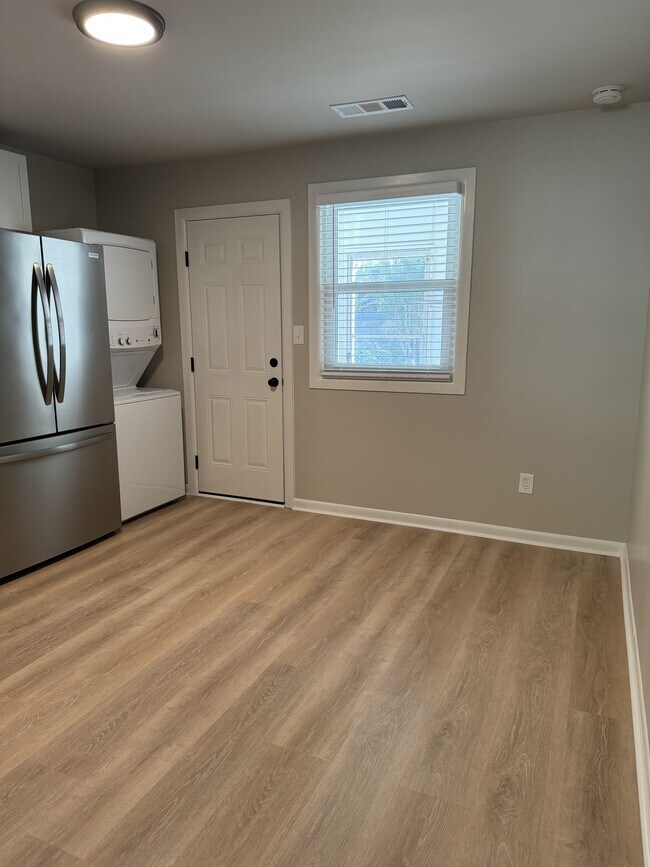 Foto del edificio - 5355 Valina Dr