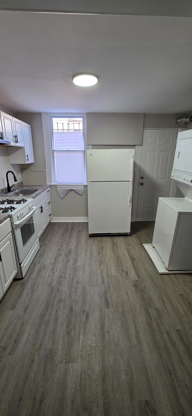 Foto del edificio - 3414 Mt Pleasant Ave