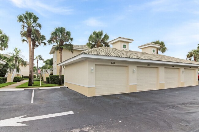 Building Photo - Mirabella Annual Condo for Rent
