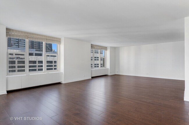 Building Photo - 777 N Michigan Ave