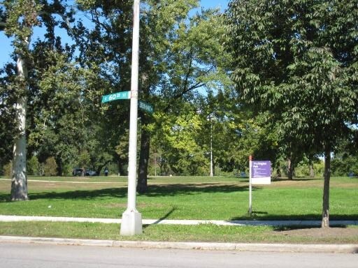  - 6136 S Eberhart St