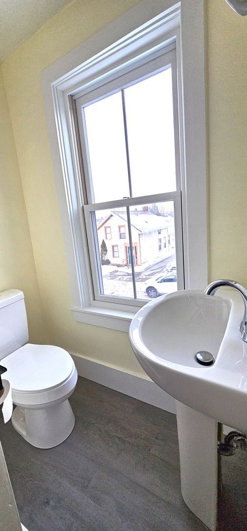 Building Photo - 103 North St