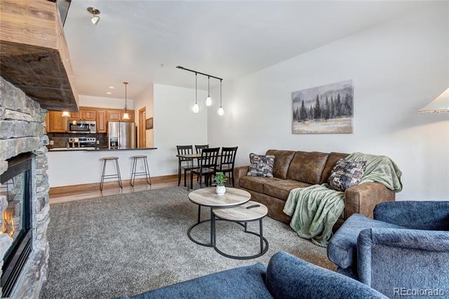 Building Photo - 101 E Main St