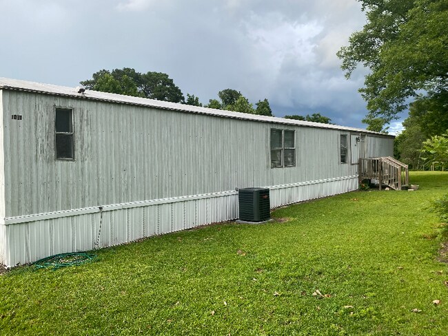 Building Photo - 1816 E Home Ave