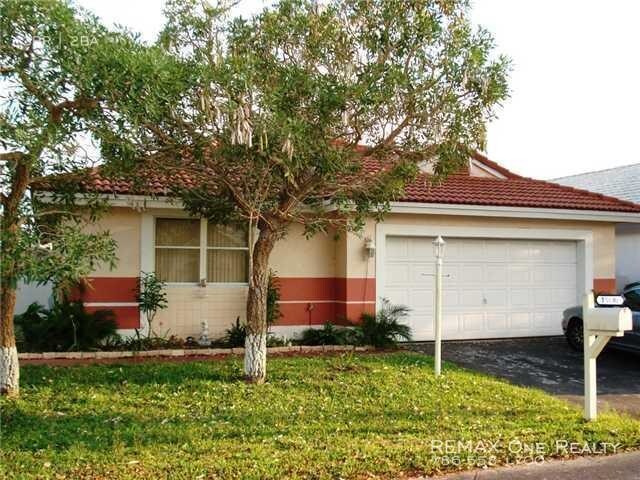 Primary Photo - 15060 Norfolk Ln