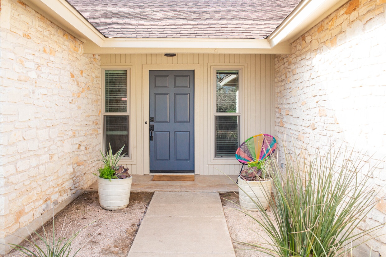 Primary Photo - 4204 Sendero Dr