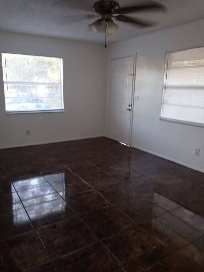 Photo - 802 Lake Palms Dr Townhome