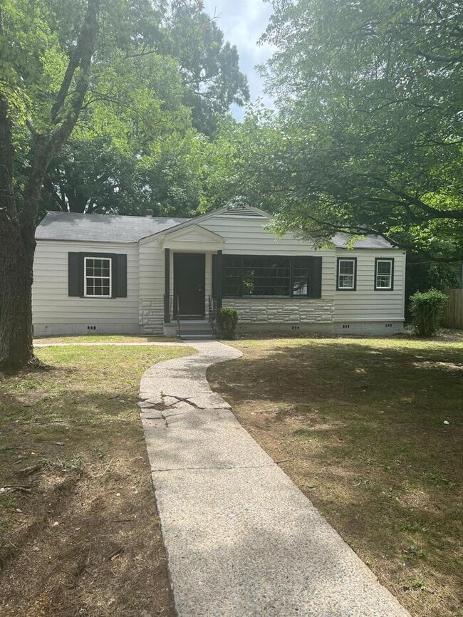 Building Photo - 937 Sunset Dr