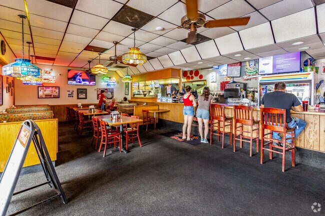 Grab a quick bite of pizza or enjoy a drink at Joto's Pizza in Pinellas Park.