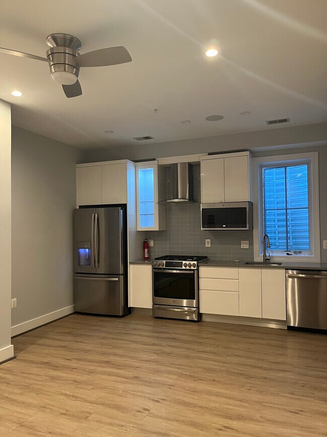 Foto del edificio - 625 Park Rd NW