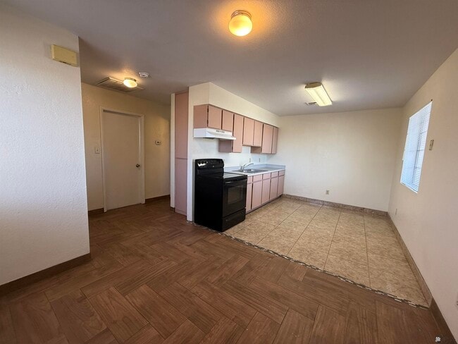 Foto del edificio - 255 E 23rd St