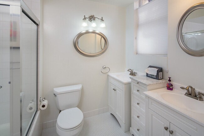 Foto del edificio - 850 Powell St