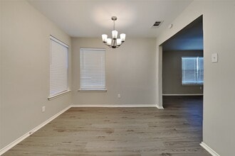 Building Photo - 19710 Twisted Creek Dr