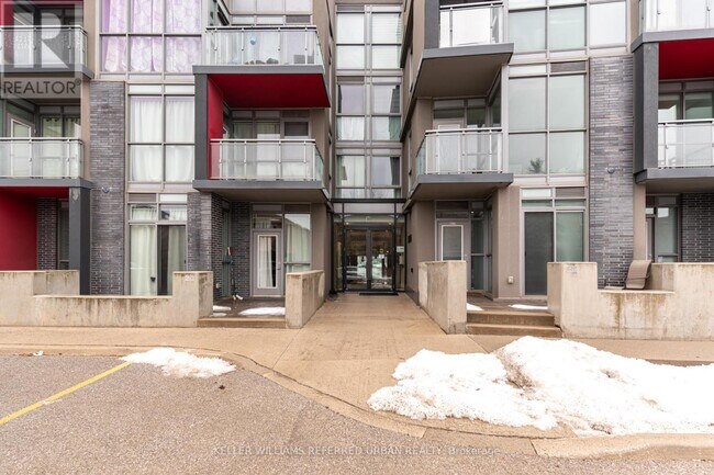 Photo du bâtiment - 5260 Dundas St