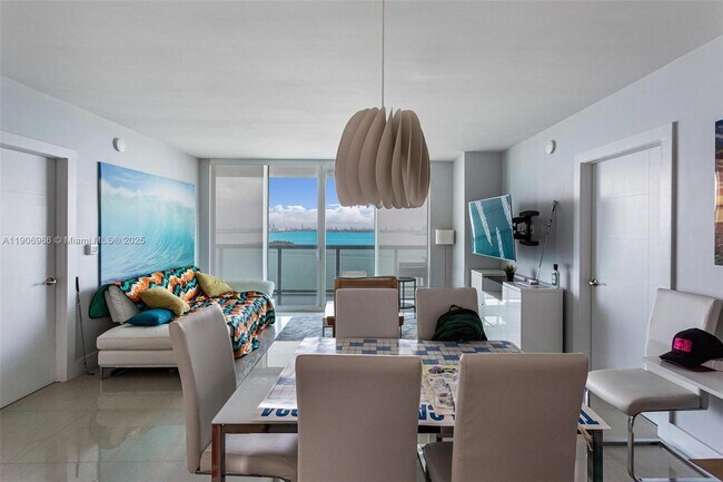 Foto del edificio - 1800 N Bayshore Dr