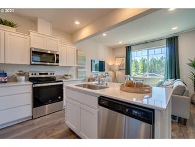 ** $500 off first months rent!! ** 3 Bed ... - ** $500 off first months rent!! **  3 Bed ... House