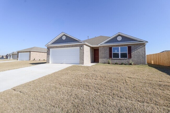 Foto del edificio - New Build 3 Bedroom 2 Bath available 6/1 in Robninson Ranch!