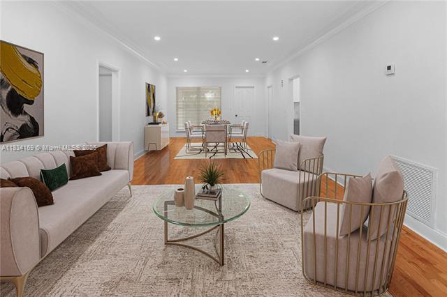 Foto principal - 1220 Milan Ave