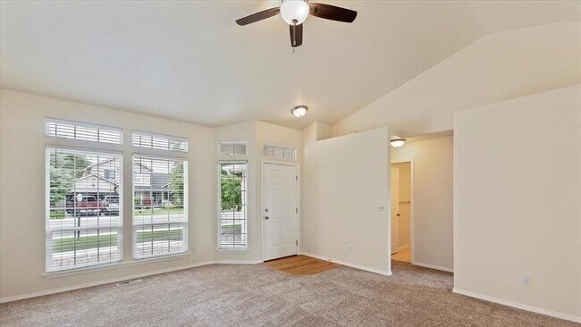 Building Photo - 2704 N Valley Green Way