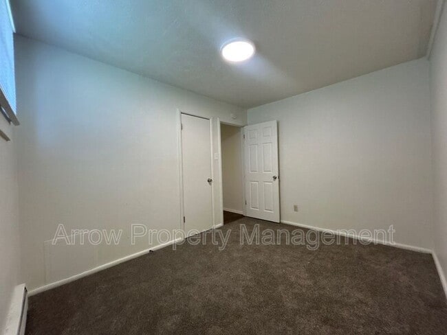 Foto del edificio - 609 W 14th St