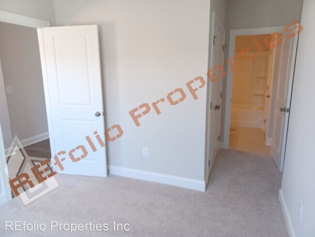 Building Photo - 4 br, 3 bath House - 406 Ressler Street