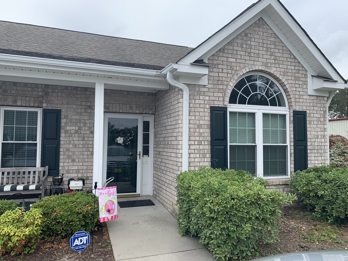 4917 Dreamweaver Ct, Southport, NC 28461 Condo for Rent in Southport