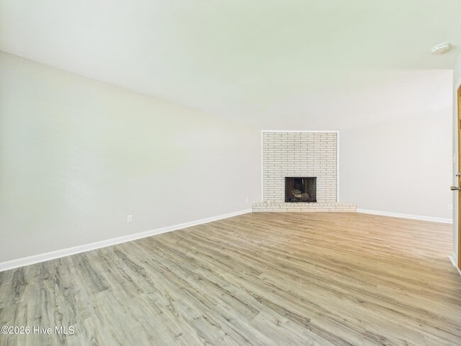 Building Photo - 6513 Pleasant Pines Dr