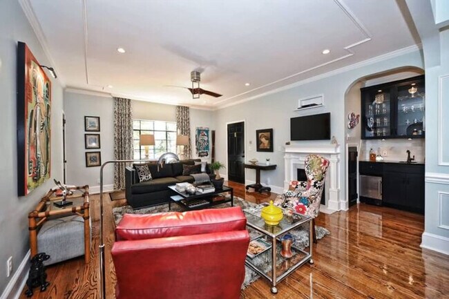 Foto del edificio - 600 Hermitage Ct