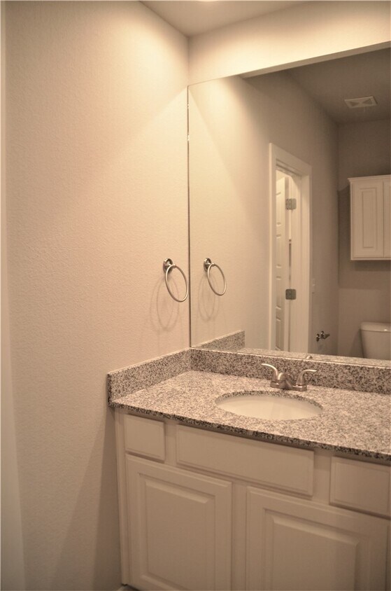 Foto del edificio - 2413 SW Arbor Rd