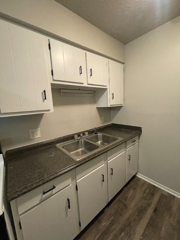 1103 W Maple St Unit 4, North Canton, OH 44720 Condo for Rent in