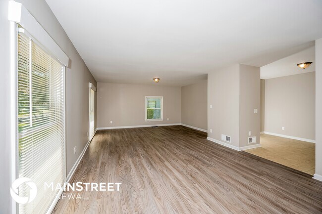 Building Photo - 1112 Kawanda Ln
