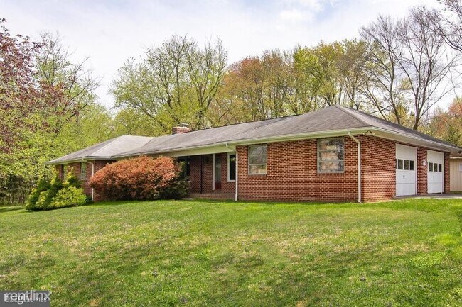 Building Photo - 1 br, 1 bath House - 10585 State Route 108