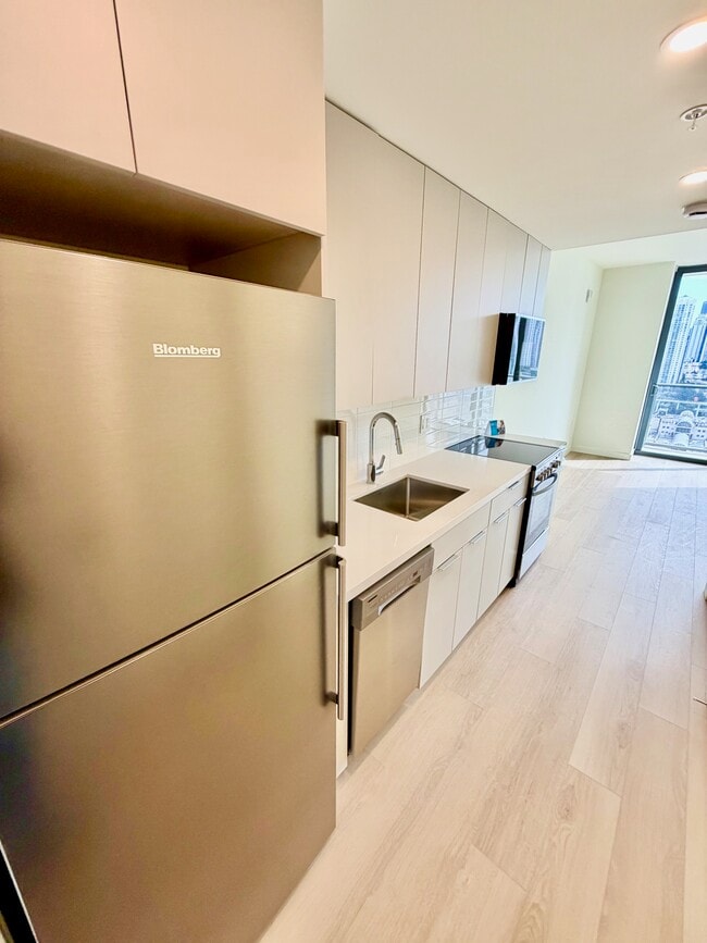 Photo - 141 NE 2nd St Apartment