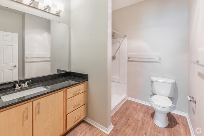 2BA, 2BA - 1055SF - River Trail