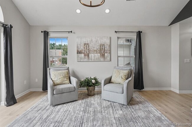 Foto del edificio - 606 Olde English Cir