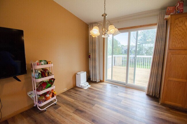 Foto del edificio - Fantastic NW Rochester home with great updates!