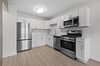 Building Photo - The Townhomes of Canton