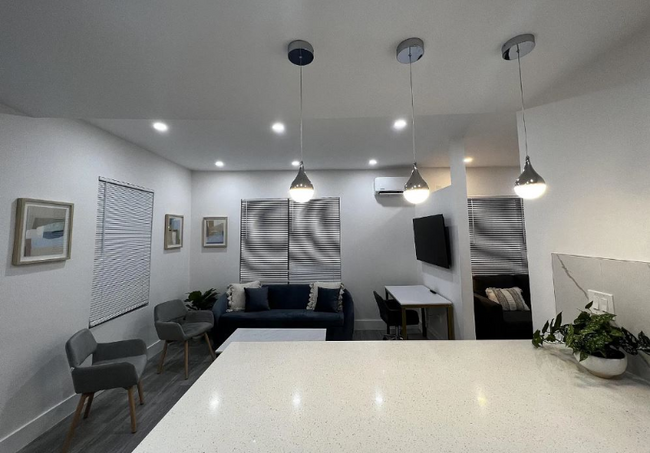 Foto del edificio - 1648 SW 7th St