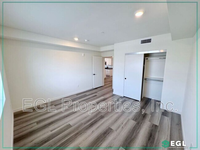 Foto del edificio - 10505 Hawthorne Blvd