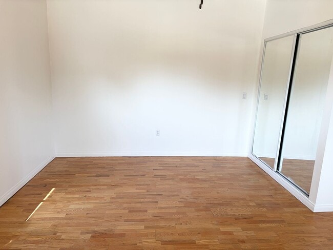 Building Photo - 5002 N Aspan Ave