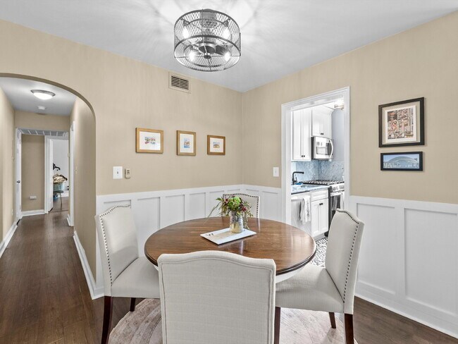 Foto del edificio - Enjoy Comfortable Arlington Living at Old ...