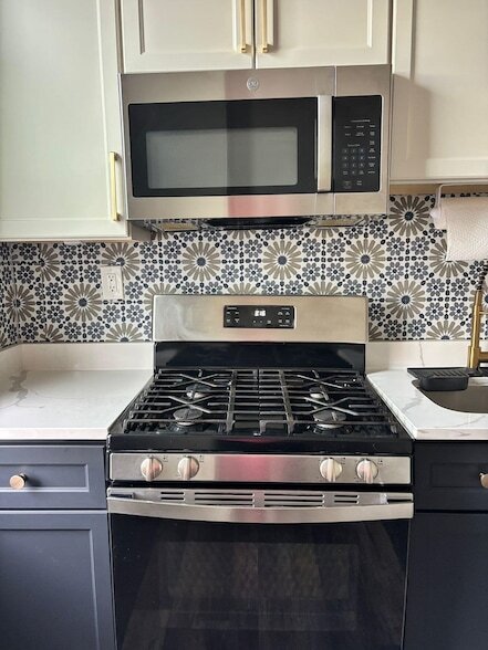 Photo - 23 Nelson Ave House