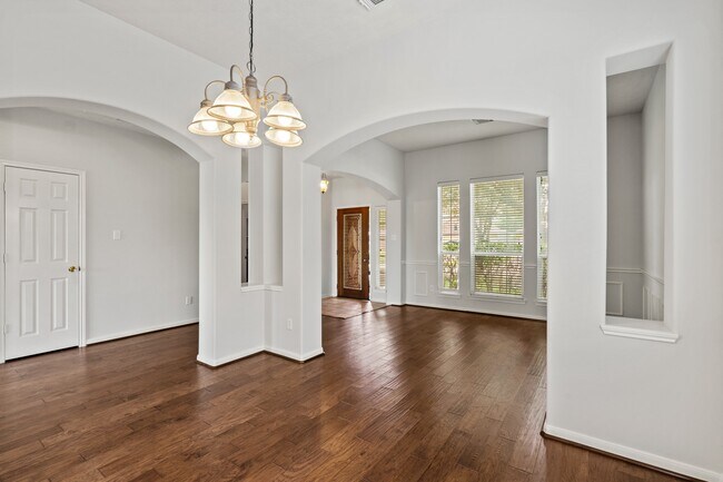 Foto del edificio - 4030 Chestnut Bend