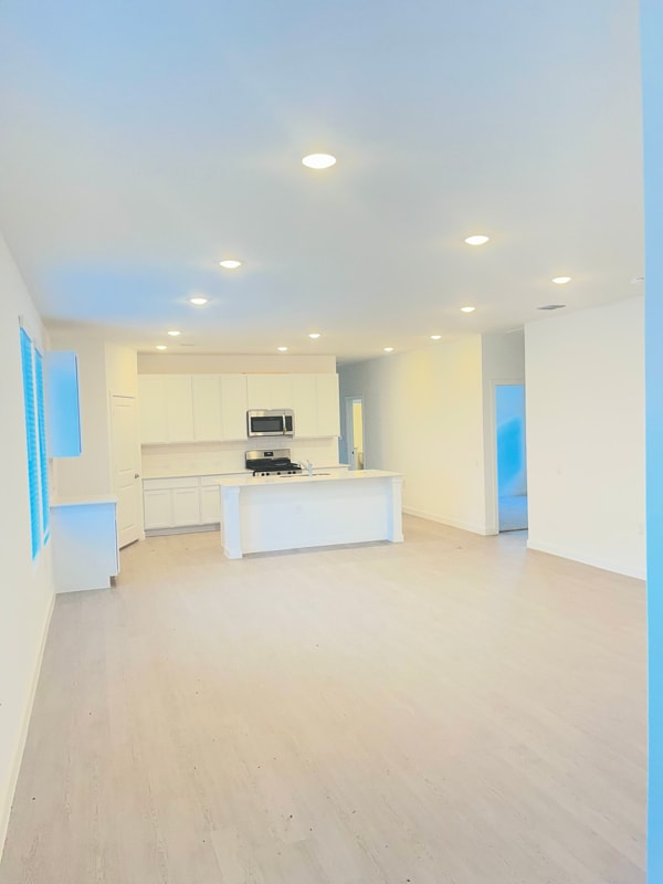 Building Photo - 1414 Caceres Spur