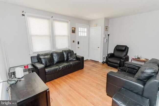 Foto del edificio - 3329 Ingleside Ave