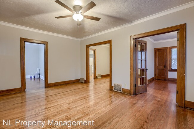 Building Photo - 3 br, 1 bath House - 4801 Fontenelle Boule...