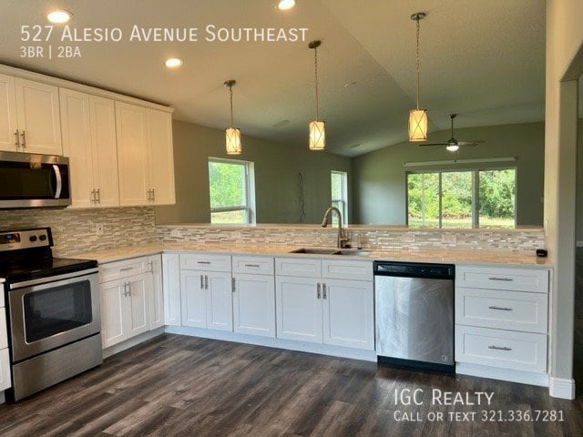 Building Photo - Fully upgraded home, ready for new tenants!