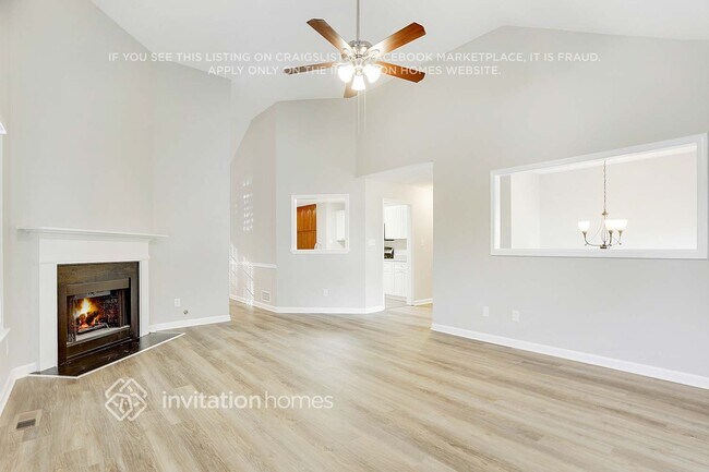 Building Photo - 1520 Jade Cove Dr